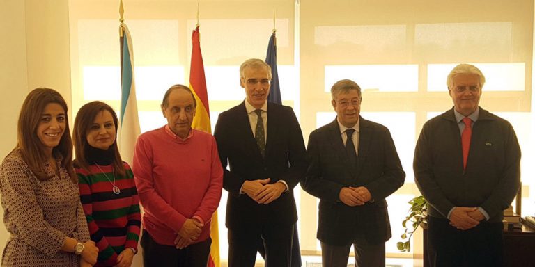 La Federación Gallega de Comercio repartirá tarjetas prepago para incentivar el consumo