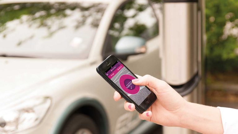 La compañía sueca Easypark culmina la compra de ParkNow (BMW y Daimler)