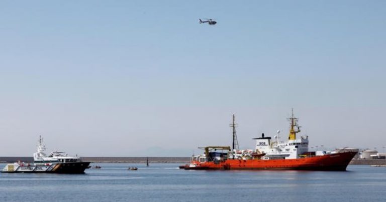 Los migrantes del Aquarius, en situaciones administrativas diferentes