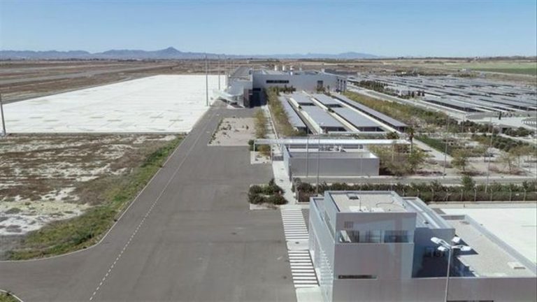 Murcia culpa a Sánchez de impedir que el aeropuerto regional no lleve el nombre de Juan de la Cierva