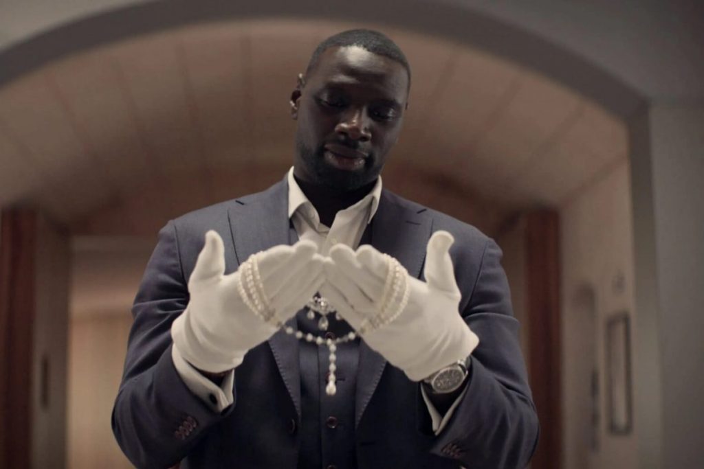Omar Sy, pieza clave de la serie que causa sensación en el mercado