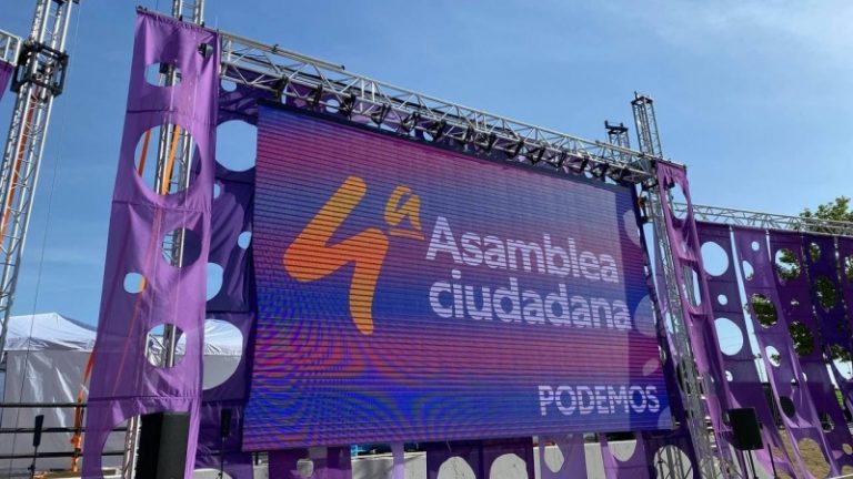 Podemos culmina el relevo de Iglesias en una Asamblea con homenaje a su figura