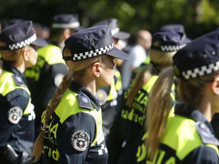 Primeras mujeres policías municipales reconocen que fue duro al principio