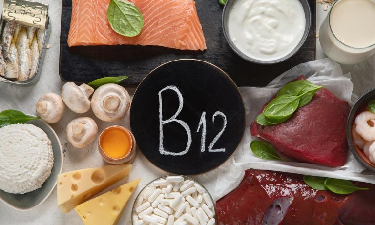 Qué es la vitamina B12
