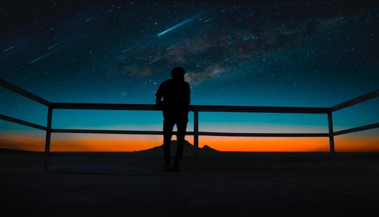 Lágrimas de San Lorenzo 2026: la noche de las Perseidas para pedir deseos y el ritual de prosperidad