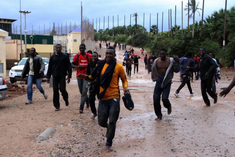 ONG piden reformar el Reglamento de Extranjería para proteger a las personas migrantes