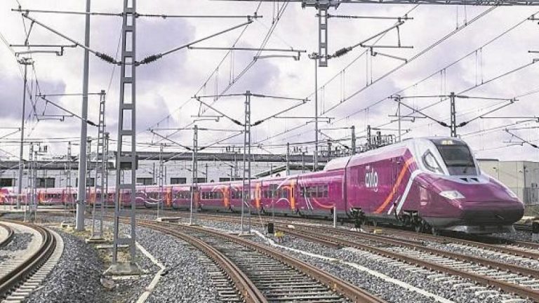 Renfe firma con los sindicatos un nuevo plan de igualdad