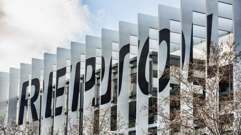 Repsol inaugura en Ciudad Real su primer complejo fotovoltaico, de 126 MW