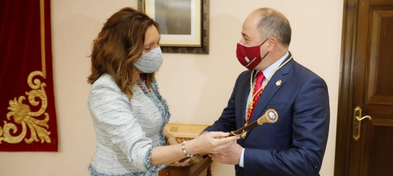 Sáez, nuevo alcalde de Albacete tras consumarse el pacto con Cs