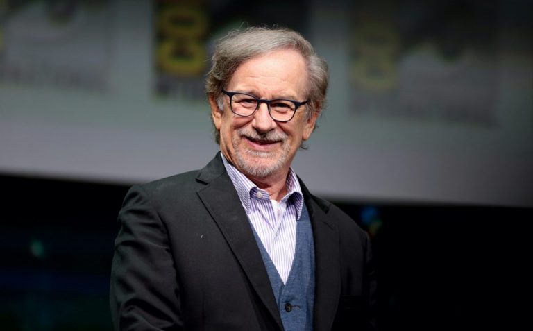 Steven Spielberg ficha por Netflix