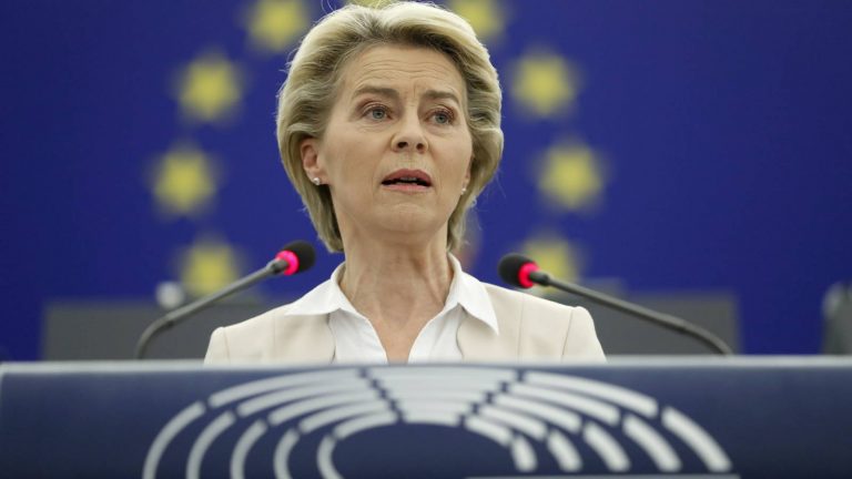 Von der Leyen: Los primeros planes nacionales serán aprobados la próxima semana