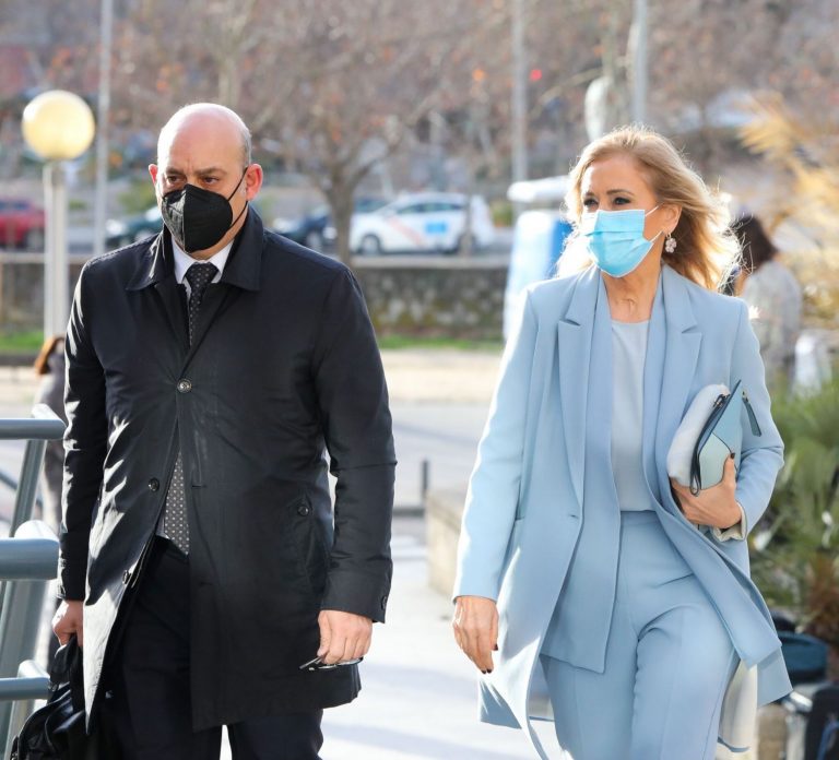 El TSJM avala la absolución de Cifuentes en el 'caso máster'