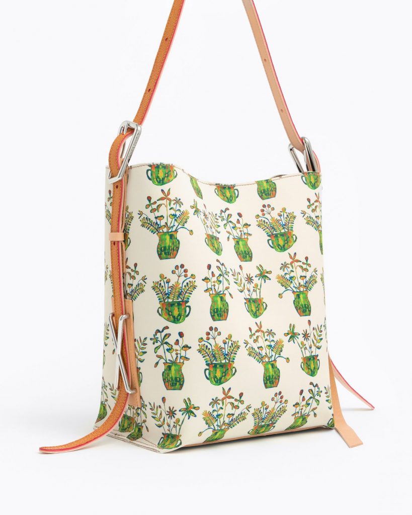 Precioso bolso rebajado a la mitad de precio.