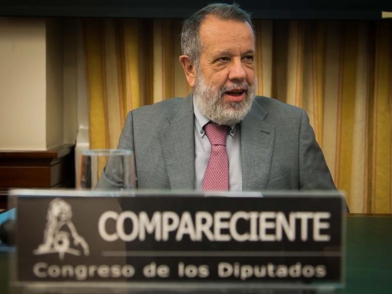 Defensor del Pueblo: No se puede limitar la escolarización a niños en Melilla