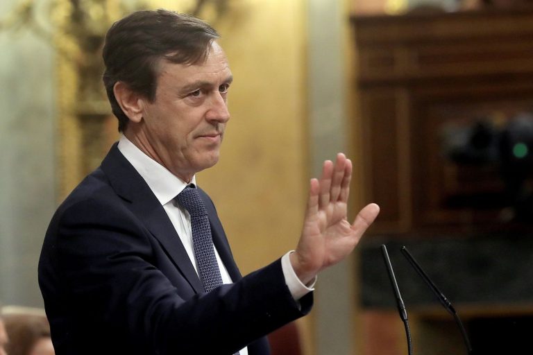 Hernando dice a los obispos que los presos de 1-O no cumplen requisitos para el perdón