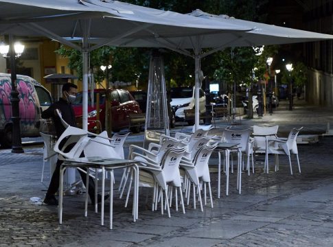 horario de cierre de hostelería