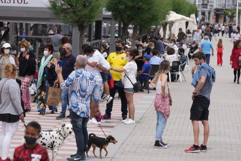 El 61% cree que con la inmunidad de grupo podrá recuperar su vida como era antes de la pandemia