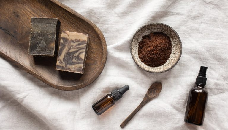 Iksir Cosmetics, la marca que ha revolucionado la cosmética natural