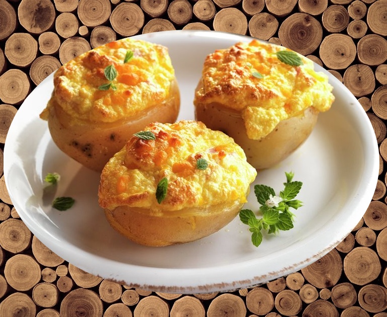 Patatas rellenas con queso
