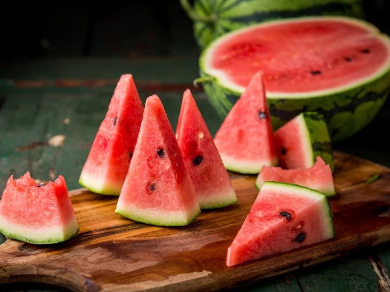Por qué la sandía debe convertirse en tu fruta favorita este verano