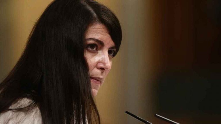 Vox anima al PP a presentar una moción de censura por los indultos