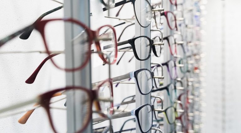 La facturación del sector óptico cayó en 318,5 millones de euros en 2020