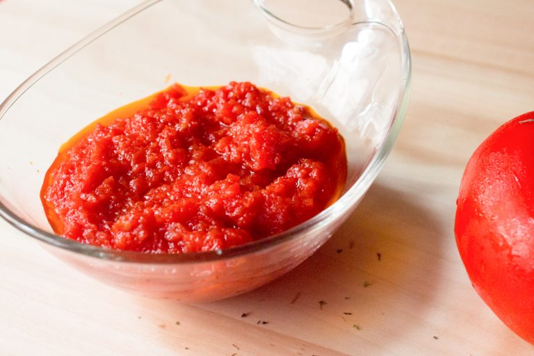 Salsa de tomate frito: la receta de Chicote para todo un año