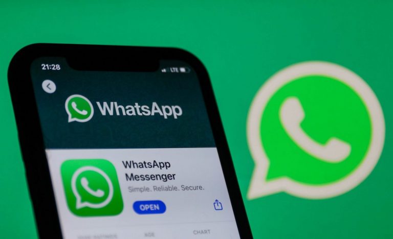 WhatsApp: así puedes leer y responder mensajes en el coche sin que te caiga una multa