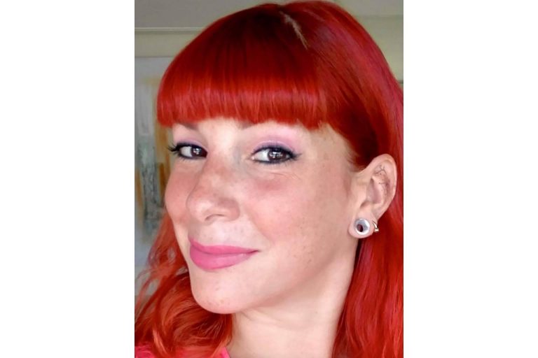 ¿cómo es la técnica de maquillaje permanente difuminado de Luza Ríos?