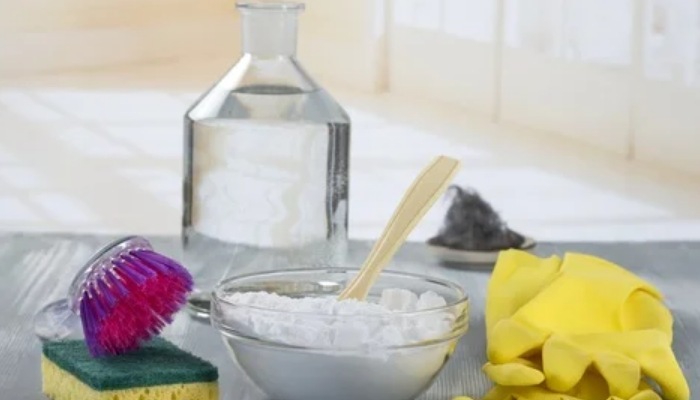 Bicarbonato de sodio y vinagre blanco