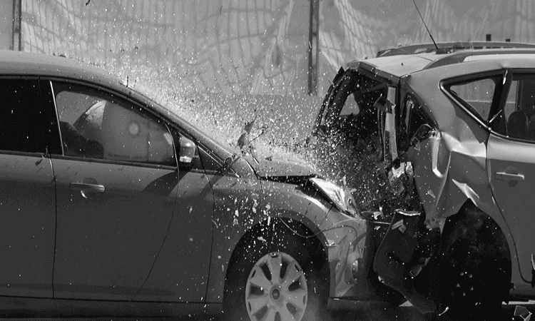 Cómo reclamar una indemnización si sufres un accidente por el mal estado de la vía pública 2 Tome en cuenta para solicitar la indemnización por accidente en la vía pública