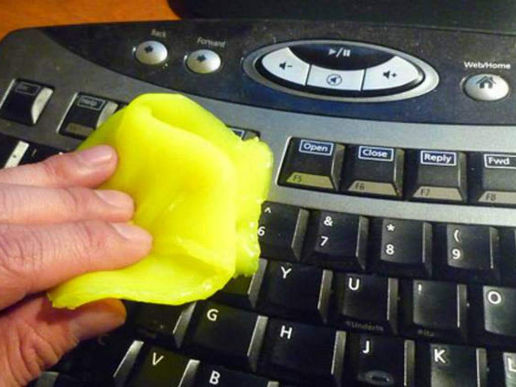 Cómo limpiar un teclado sin que se rompa 2 Más opciones para dejar impecable el teclado y sin dañarlo