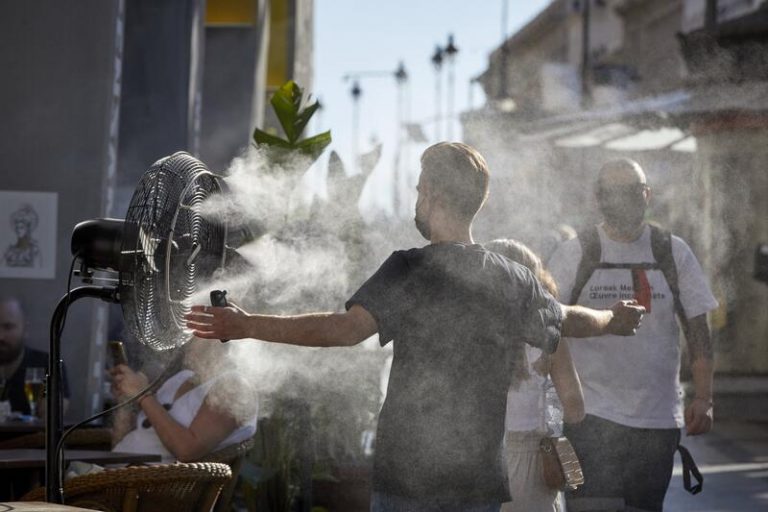 El calor pondrá mañana en aviso a 15 provincias, en un día de ascenso generalizado de las temperaturas