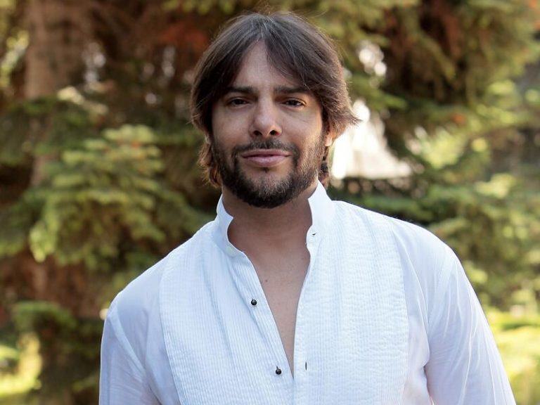 Joaquín Cortés, emocionado con el adiós a Raffaella Carrá