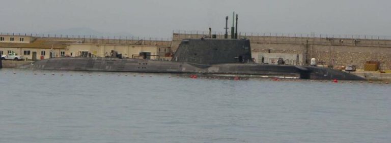Ecologistas critican la presencia de hasta tres submarinos nucleares en Gibraltar en un mes