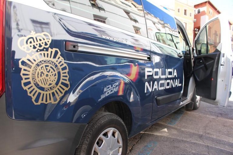 Mata a su mujer en Málaga tras dispararle con una escopeta y después se suicida