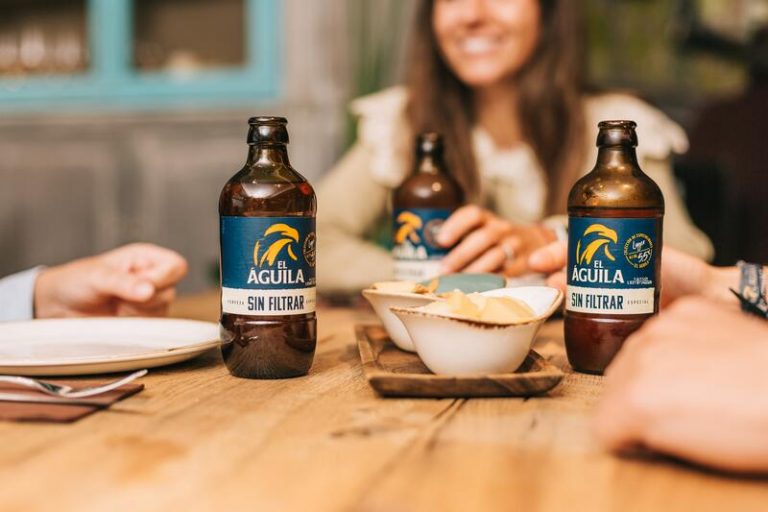 La cerveza El Águila crece en España y ya está presente en más de 620.000 hogares