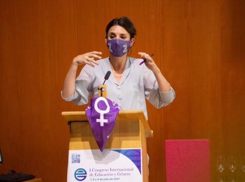 La gerente y el tesorero de Podemos declaran este lunes ante el juez por el 'caso de la niñera' La gerente y el tesorero de Podemos declaran este lunes ante el juez por el 'caso de la niñera'