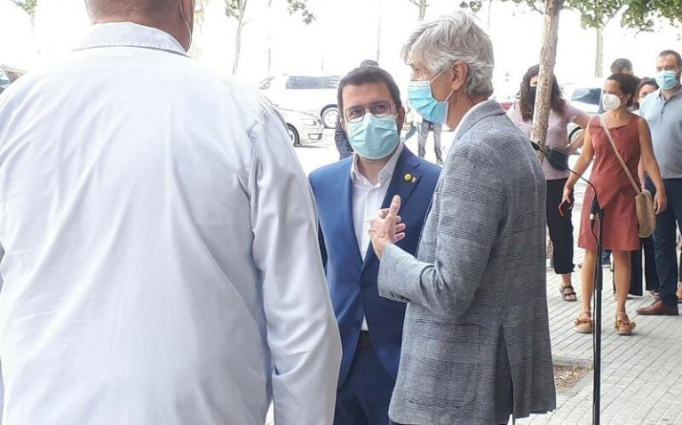 Cataluña prevé mantener el toque de queda nocturno más de tres semanas