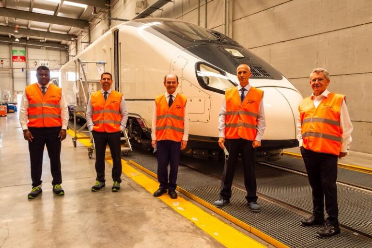 Repsol y Talgo se alían para impulsar el tren de hidrógeno renovable