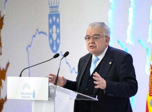 El presidente del TC niega haber recibido presiones por parte del Gobierno El presidente del TC niega haber recibido presiones por parte del Gobierno