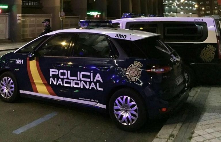 Detenido un hombre tras asesinar a su mujer de un golpe en la cabeza con un jarrón en Pozuelo
