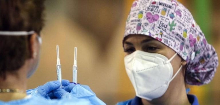 Andalucía sube su tasa hasta 314, suma 2.901 casos y una muerte