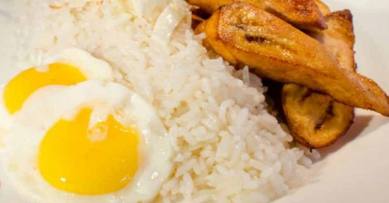 Arroz a la cubana: el ingrediente del que puedes prescindir y sale igual de bueno