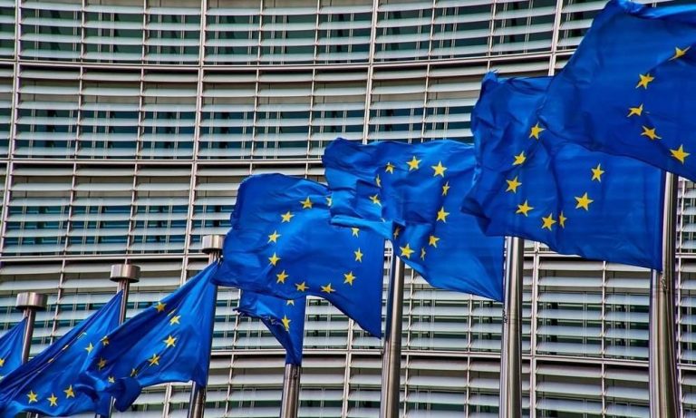 Bruselas destina 3.700 millones para impulsar la transición digital y verde en España