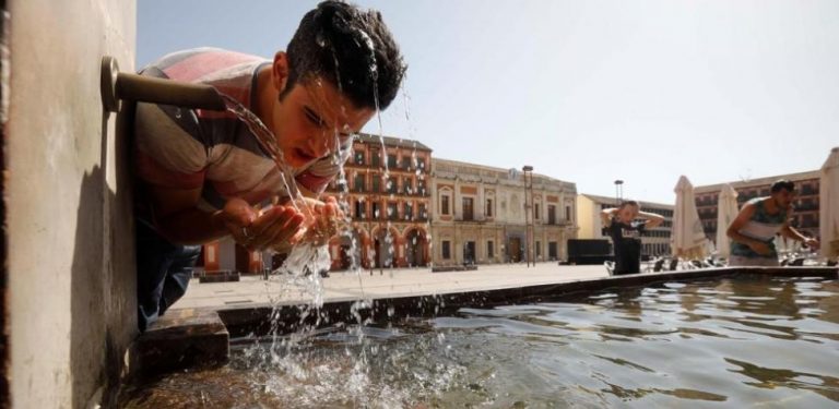 La semana trae descensos de hasta 10ºC aunque el calor sigue en el sureste del país