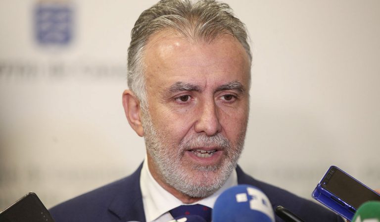 El presidente de Canarias se muestra 