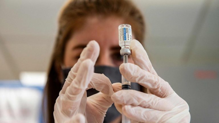 Castilla y León suma 1.483 nuevos casos y un fallecido