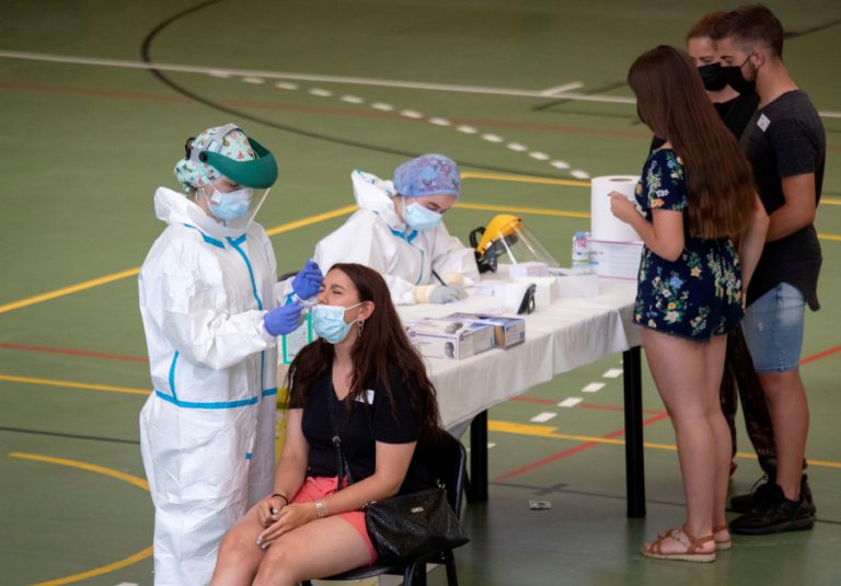 Castilla y León suma 666 nuevos casos y cinco fallecidos