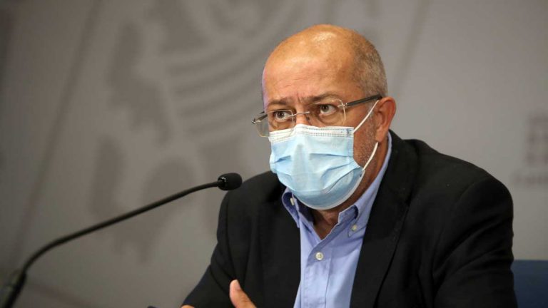 Castilla y León prorroga el cierre de barras y horarios en hostelería